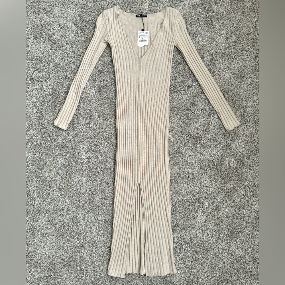 ❌— SOLD —❌ BNWT Zara Knit Dress